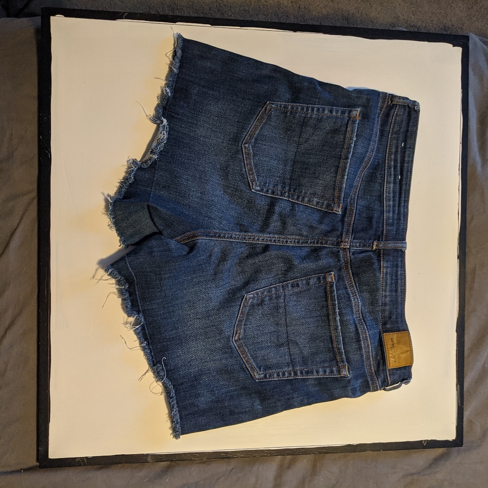 American Eagle Outfitters Super Hi-Rise Shortie